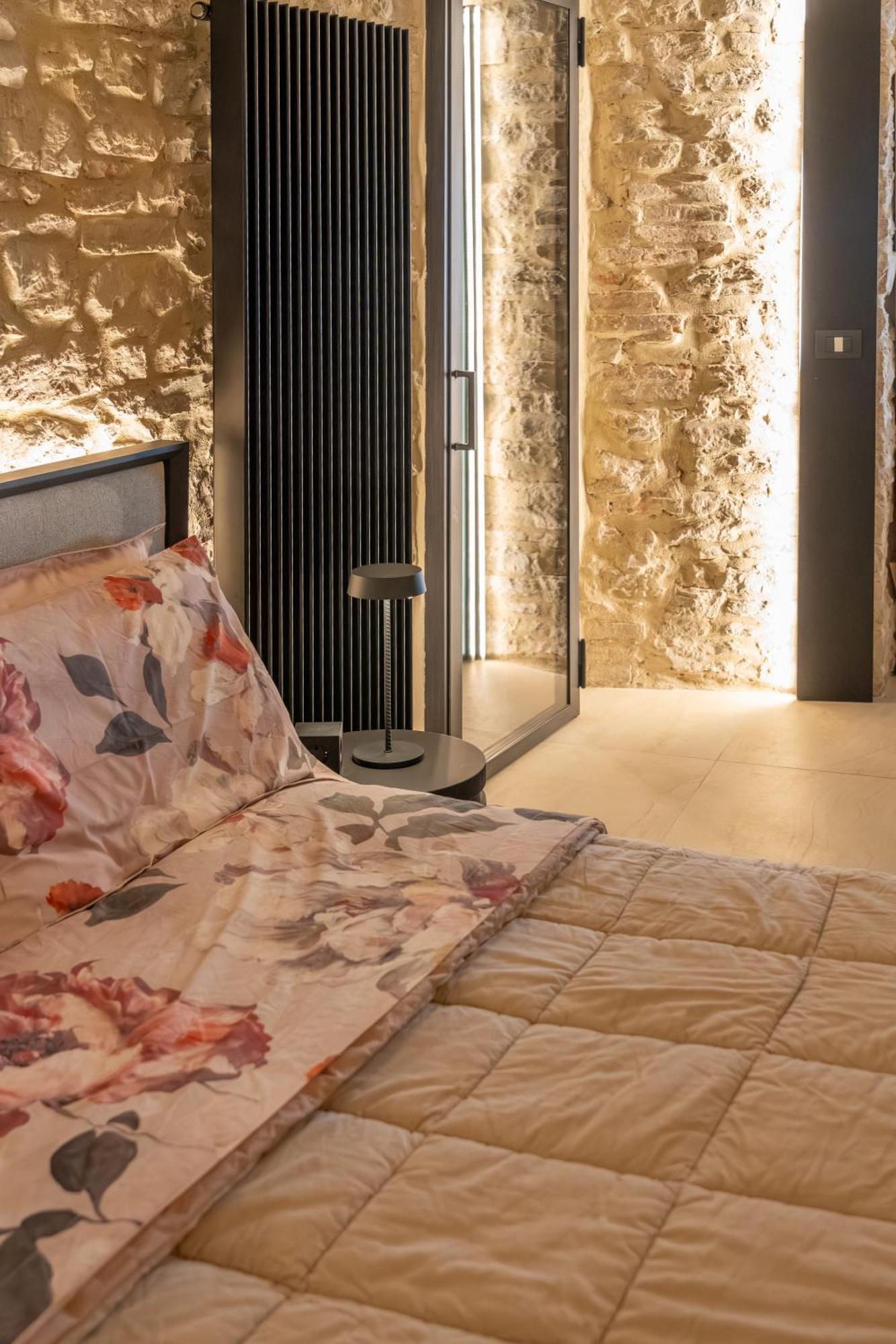 Forma Your Boutique Suite コルチャーノ エクステリア 写真