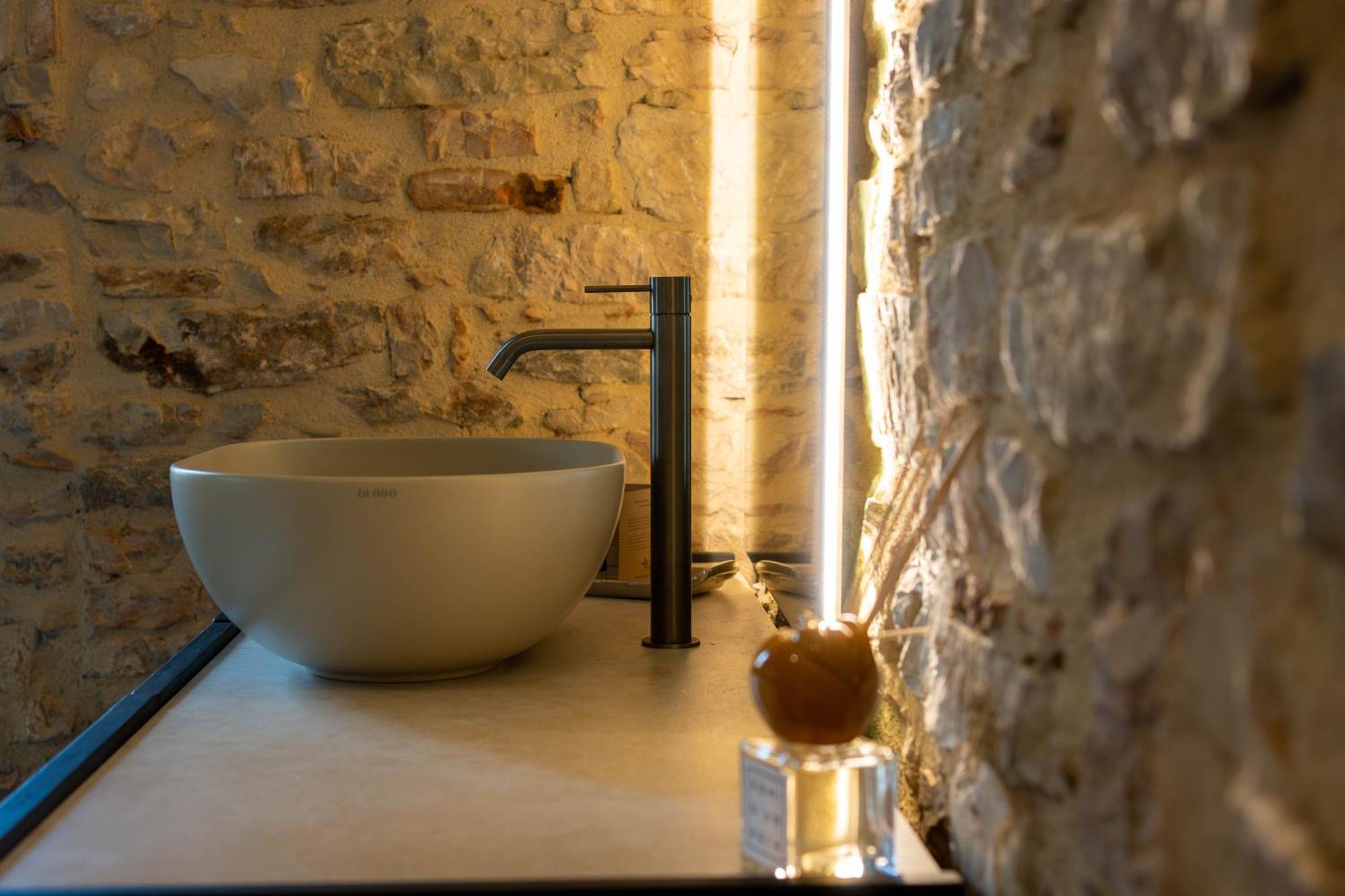 Forma Your Boutique Suite コルチャーノ エクステリア 写真
