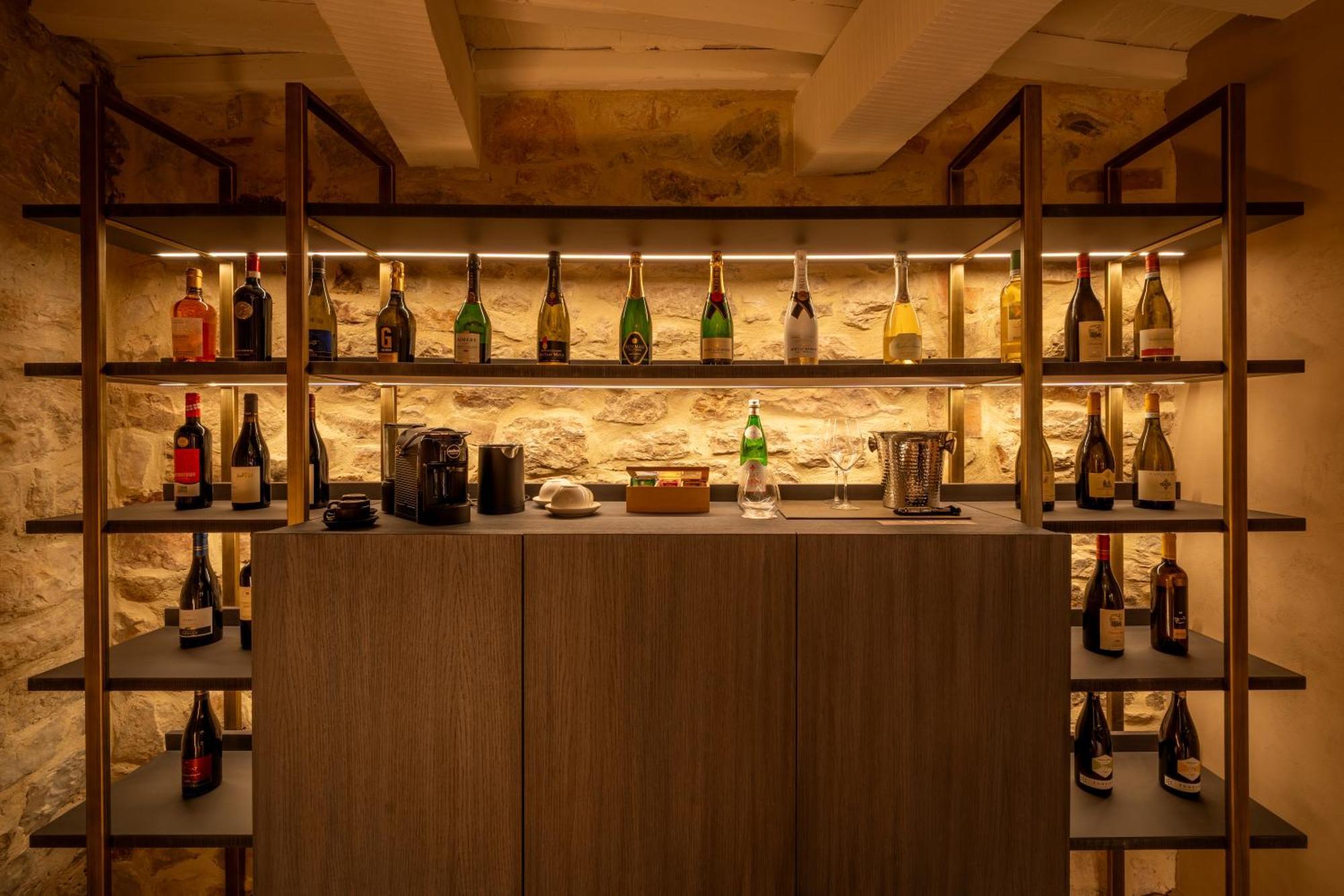 Forma Your Boutique Suite コルチャーノ エクステリア 写真